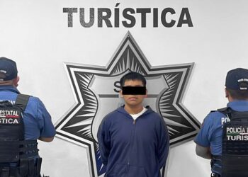 Detiene Policía Turística a hombre con posible LSD y marihuana