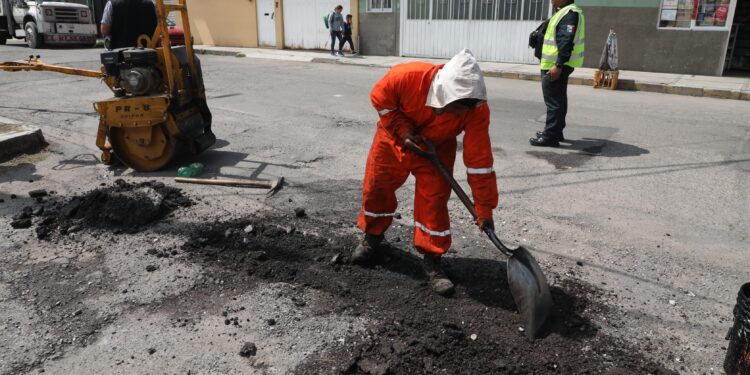 Más de 77 mil 500 baches tapados con la Campaña Capitalina Bacheando Puebla