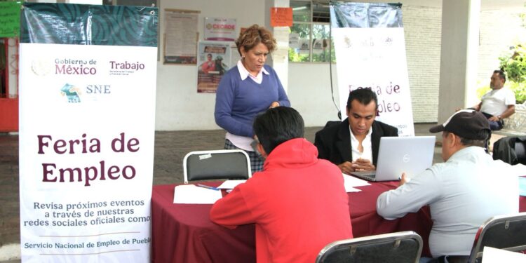 Acerca Gobierno de la Ciudad Jornadas Imparables de servicios ciudadanos a San Baltazar Campeche