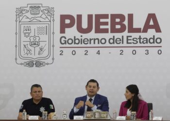 Armenta pide duplicar matrícula de Medicina en Puebla: “9 de cada 10 aspirantes quedan fuera”