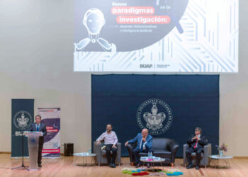 Abordan en la BUAP importancia del acceso abierto al conocimiento e Inteligencia Artificial