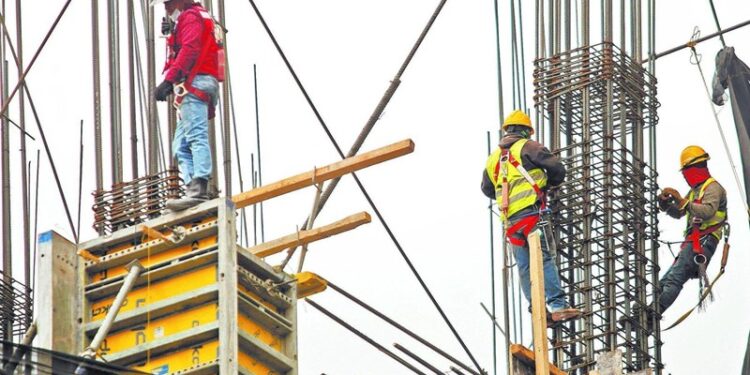 CMIC Puebla advierte sobre contracción en el sector construcción; propone reactivar obra pública y fortalecer alianzas
