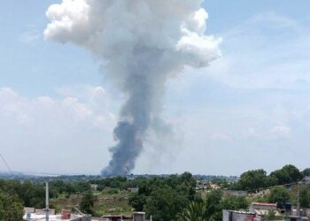 Explosión en zona pirotécnica de Tultepec provoca alarma entre vecinos