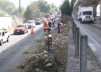 Gobierno de Puebla refuerza mantenimiento vial por temporada de lluvias