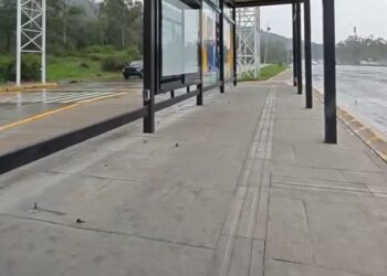 Paradero del RUTA queda sin bancas ni luz tras robo