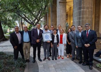 Fortalecerán red hospitalaria en Puebla con hospitales-escuela para estudiantes de medicina