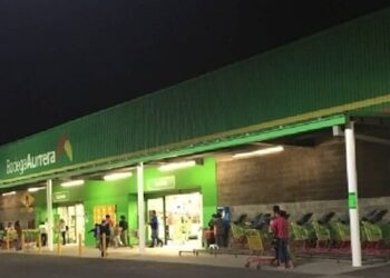 Asaltan Bodega Aurrera en Bulevar Carmelitas; roban más de 8 mil pesos