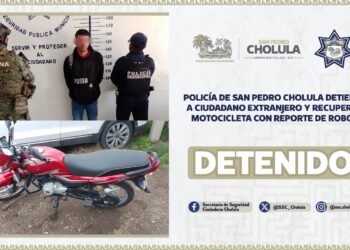 Policía de San Pedro Cholula detiene a ciudadano extranjero y recupera motocicleta con reporte de robo