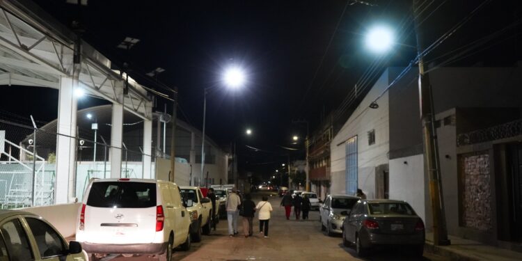 Puebla Brilla transforma la ciudad con más de 11 mil luminarias modernizadas