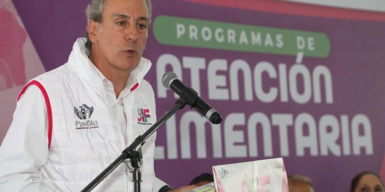 Entregan SEDIF y SMDIF más de 3 mil despensas de programas alimentarios
