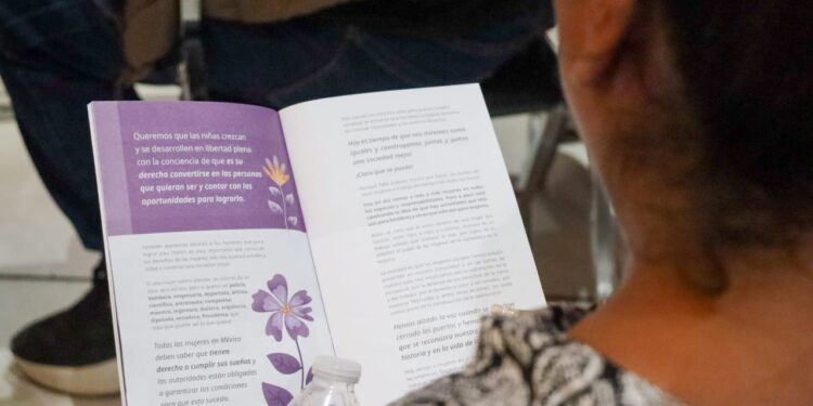 Tonantzin Fernández encabeza Asamblea de Mujeres por la Igualdad y contra las Violencias en San Pedro Cholula