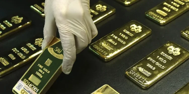 Comando roba 33 toneladas de oro y plata en una carretera cerca de Guadalajara