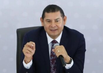Armenta responde a críticas por gesto a secretaria de Turismo: “Son hipócritas”