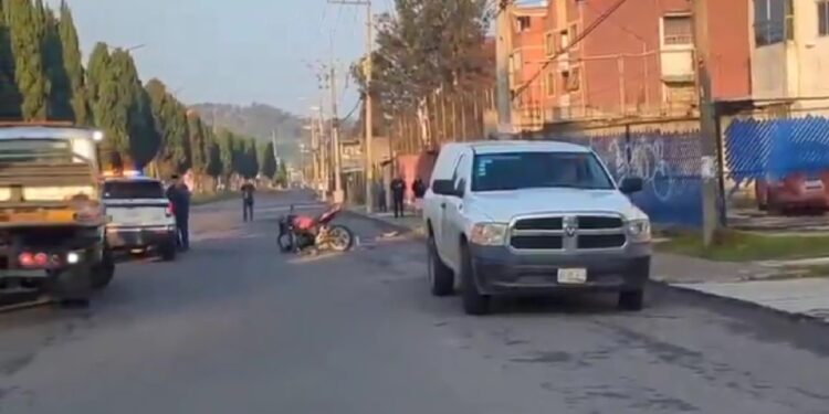Motociclista pierde la vida tras derrapar en el Bulevar Xonacatepec