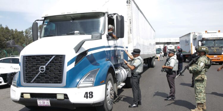 Refuerzan la seguridad en carreteras de Puebla con operativo “Cero Robos”