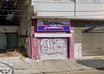 Pastelería La Zarza en Los Remedios sufre atraco; delincuentes huyen con más de 12 mil pesos