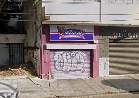 Pastelería La Zarza en Los Remedios sufre atraco; delincuentes huyen con más de 12 mil pesos