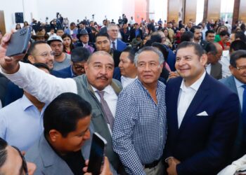 Migrantes poblanos reciben apoyo legal gratuito en EE.UU.; buscan frenar abusos y deportaciones