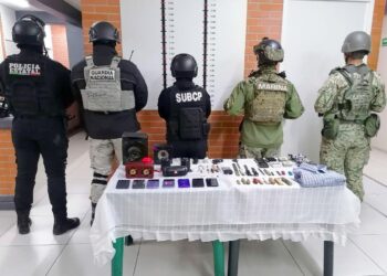Refuerzan operativos en cárceles poblanas para frenar extorsiones
