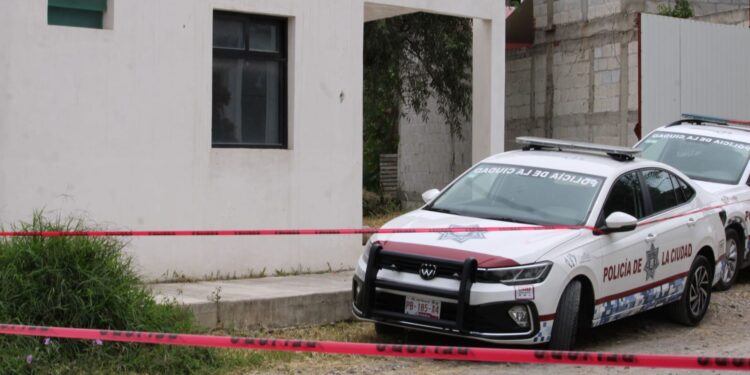 Encuentran cuerpo sin vida en cisterna de una vivienda en la colonia Tres Cruces
