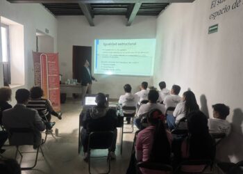 Capacita Gobierno de Tonantzin Fernández a choferes de transporte en materia de derechos humanos