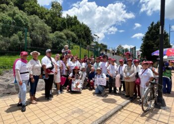 Recibe Gobierno de Cholula a visitantes del programa Colibrí de Plata