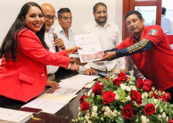 Reconoce Tonantzin Fernández a bomberos de San Pedro Cholula y la zona conurbada