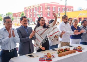 Invita Tonantzin Fernández a la Exposición Gastronómica del Chile en Nogada