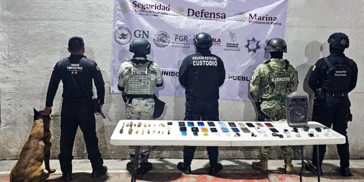 Realizan SSP, Ejército y Guardia Nacional operativo en el penal de Tecamachalco