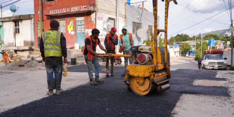 Amplía Gobierno de la Ciudad trabajo de bacheo