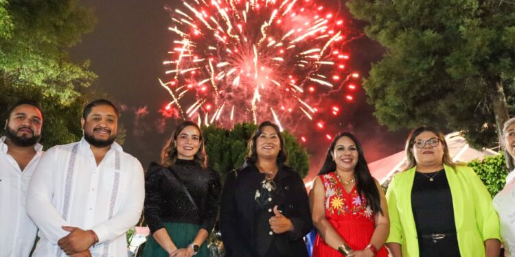 Ante más de 50 mil personas Tonantzin Fernández inaugura la 75ª Feria de San Pedro Cholula