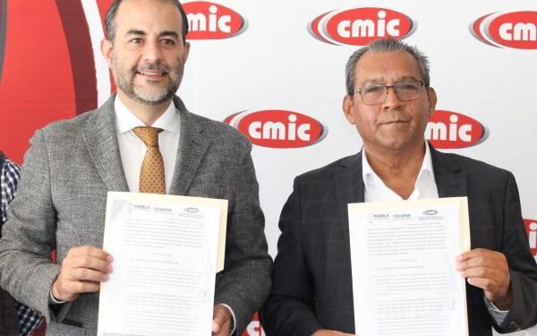 CEASPUE y CMIC Puebla firman convenio para fortalecer proyectos de agua y saneamiento