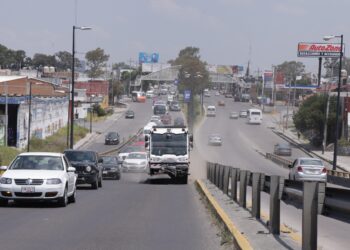 Puebla intensifica limpieza y reparación vial con programas “Barrido Mecánico” y “Bachetón”