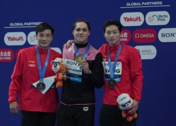 Osmar Olvera hace historia y conquista el oro mundial en trampolín de 3 metros