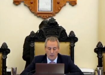 Cabildo de Puebla aprueba concesión por 10 años para la gestión de parabuses