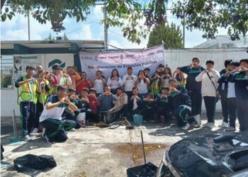 Estudiantes del Conalep Puebla III se suman a labores de recuperación urbana en San Bartolo