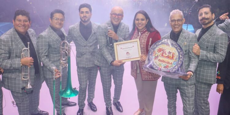 Yaguaru hace vibrar el 5º día de la Gran Feria de Cholula