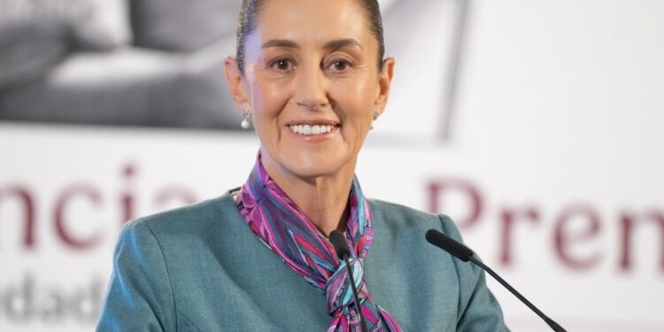 Académicos IBERO Puebla analizan el 1er Informe de Gobierno de Claudia Sheinbaum