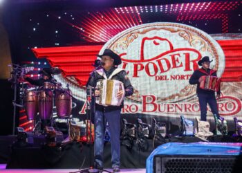 El Poder del Norte de Arturo Buenrostro hace vibrar la Gran Feria de Cholula