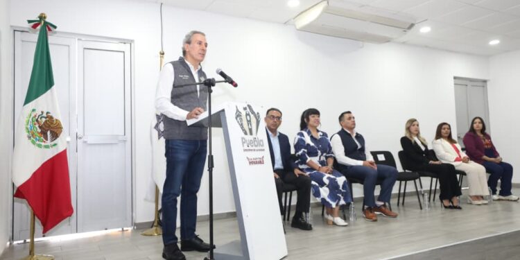 Encabeza Pepe Chedraui ceremonia de clausura de capacitación a policías de la ciudad sobre órdenes de protección