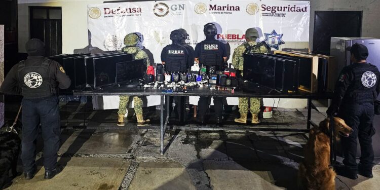 Realizan SSP, SEMAR y DEFENSA revisión en el penal de Tehuacán
