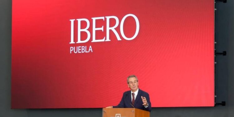 Entrega Pepe Chedraui reconocimientos “Mujeres Imparables” a 200 emprendedoras poblanas