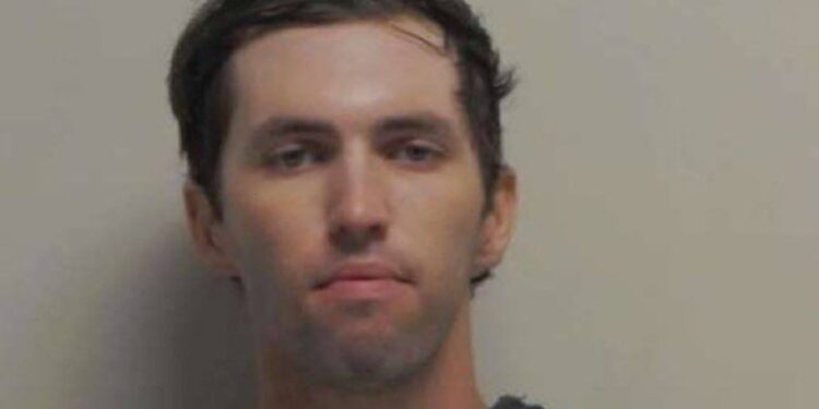¿Quién es Tyler Robinson, acusado de asesinar al activista Charlie Kirk?