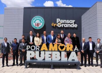 Diputados exploran el ecosistema tecnológico de Puebla para impulsar ciencia y vinculación industrial