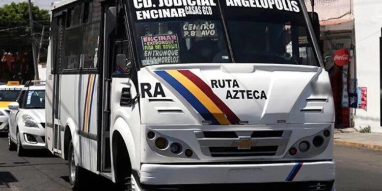 Asaltan a pasajeros de la Ruta Azteca cerca del Paseo Bravo