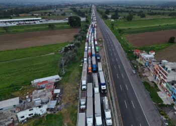 Anuncian ampliación de carretera y reordenamiento en San Martín Texmelucan