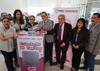 Lanzan colecta de tapitas para apoyar a niñas y niños con cáncer en Puebla