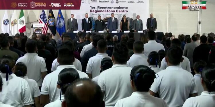 Puebla participa en encuentro internacional de seguridad organizado por el FBI en México