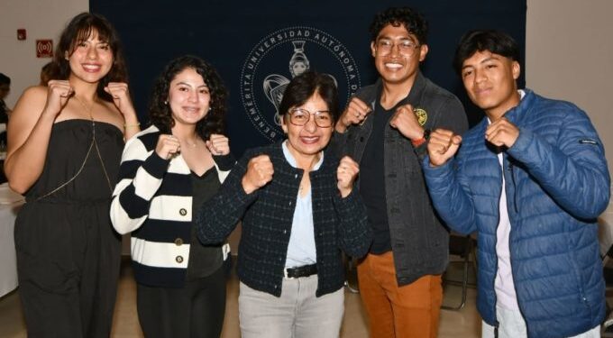 Se reúne la Rectora Lilia Cedillo con deportistas universitarios