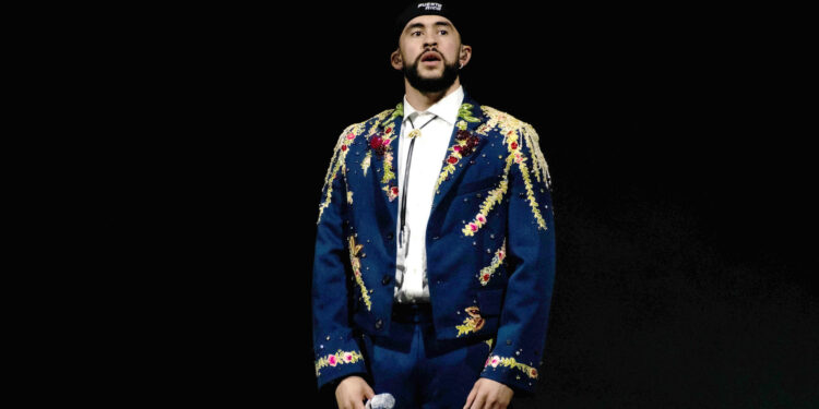 El Gobierno de Trump desplegará a agentes migratorios en el Super Bowl de Bad Bunny